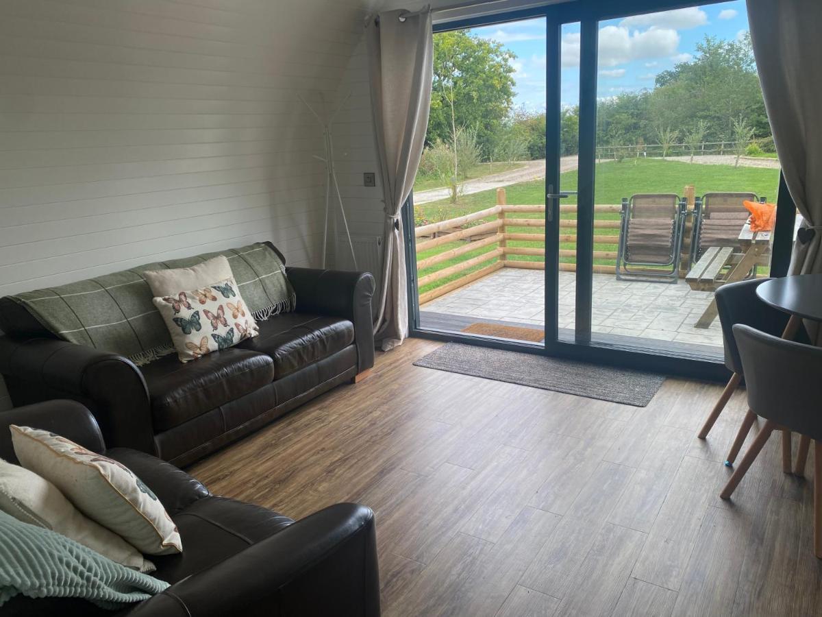 Beech Pod Cabin In Beautiful Surroundings Wrexham Zewnętrze zdjęcie